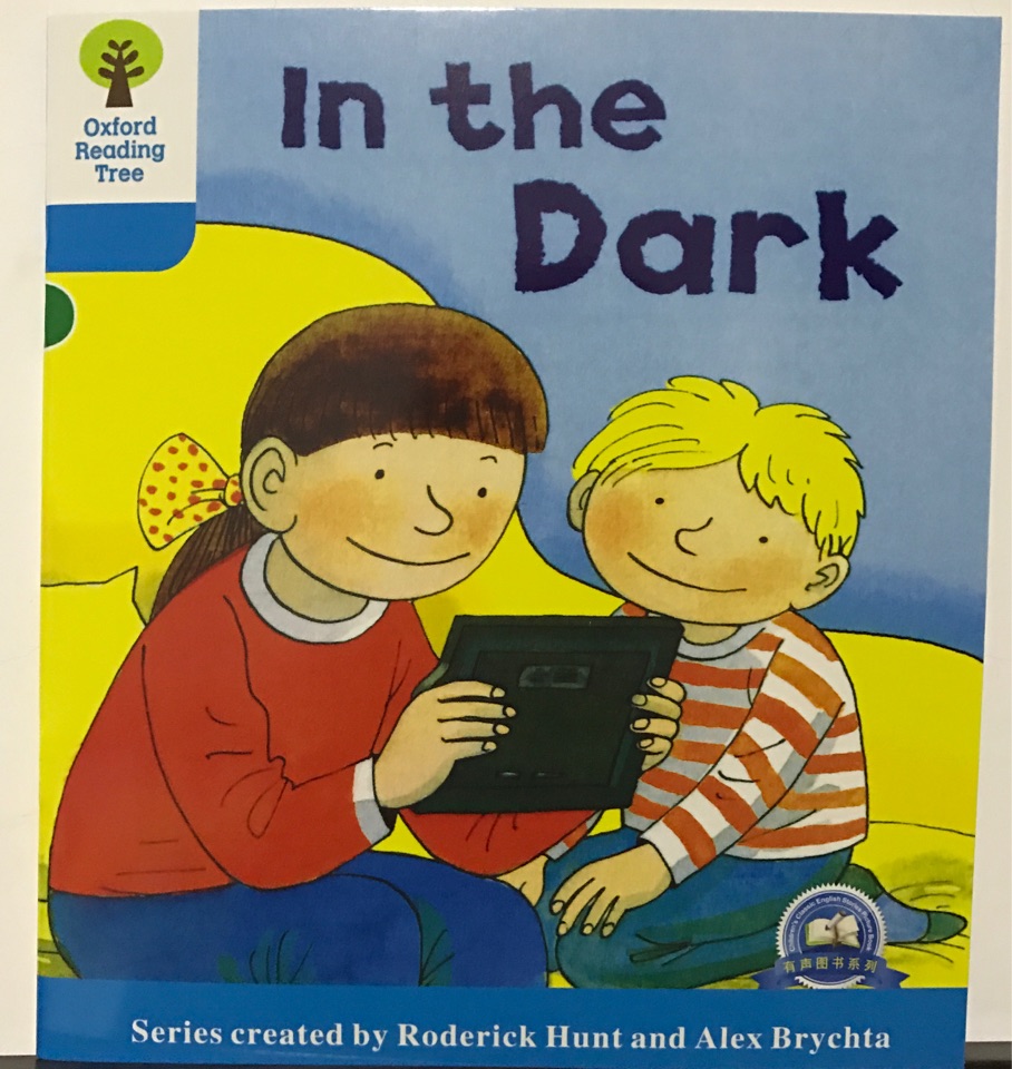 Oxford Reading Tree DD5-11 in  the dark