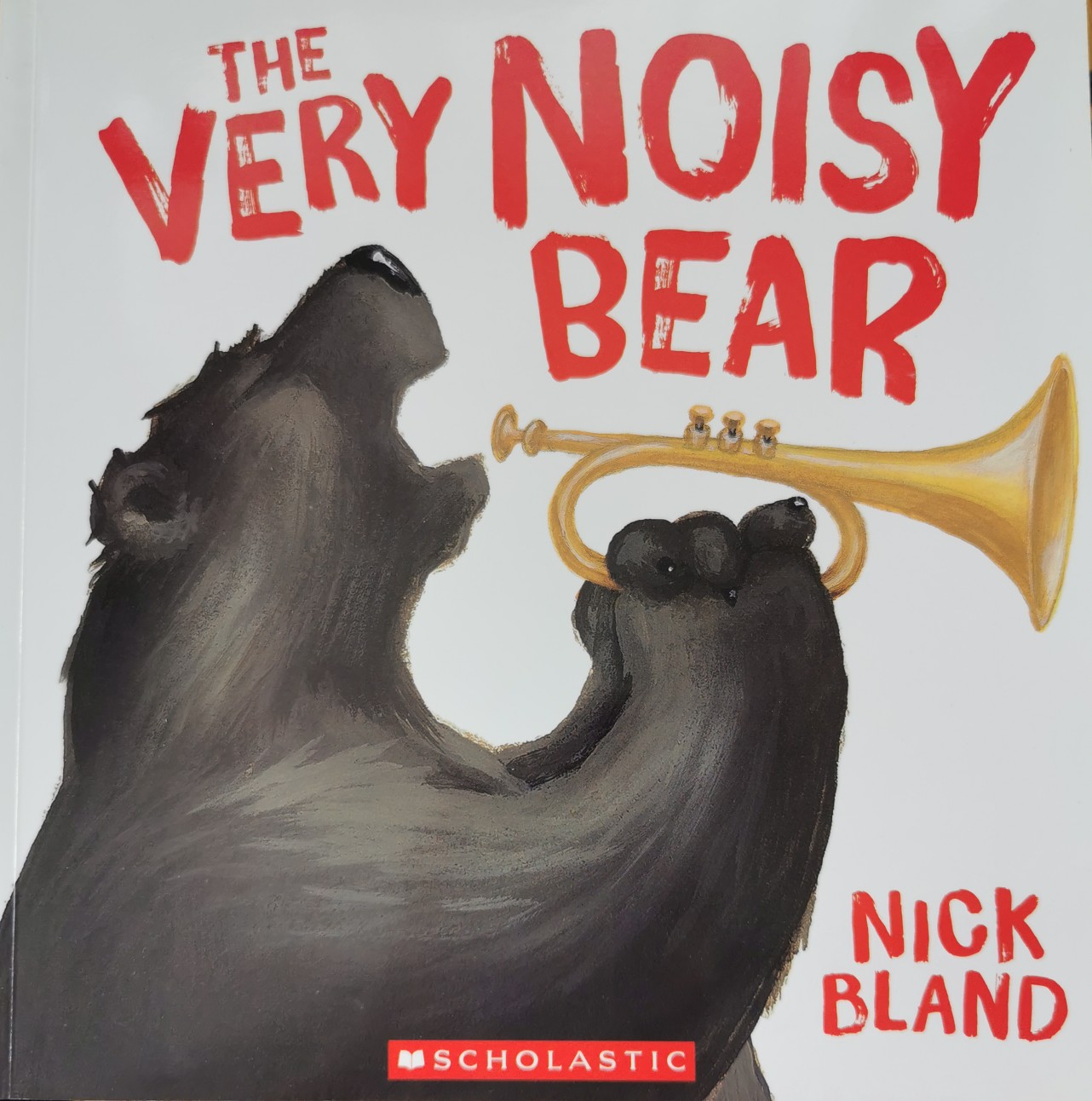 The very noisy bear