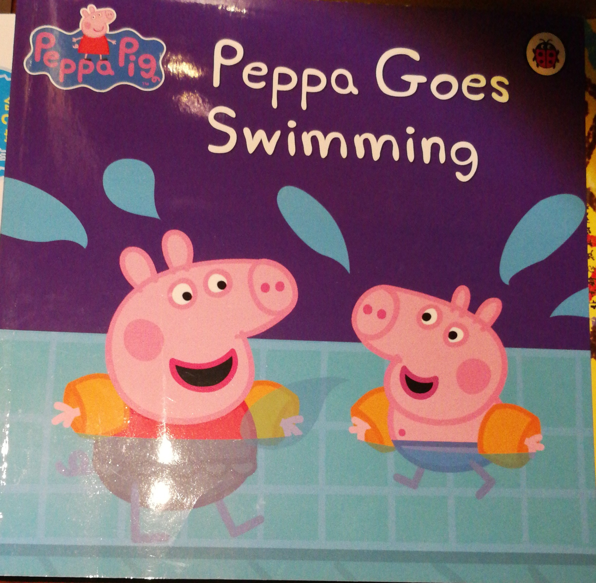 Peppa Goes Swimming