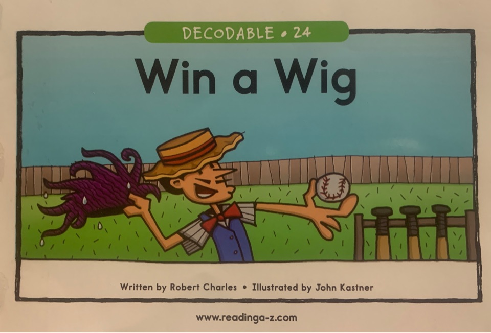 RAZ Decodable: 24 Win a Wig