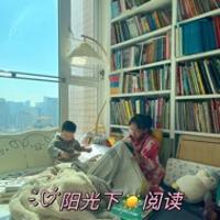 C C赫赫的書香小