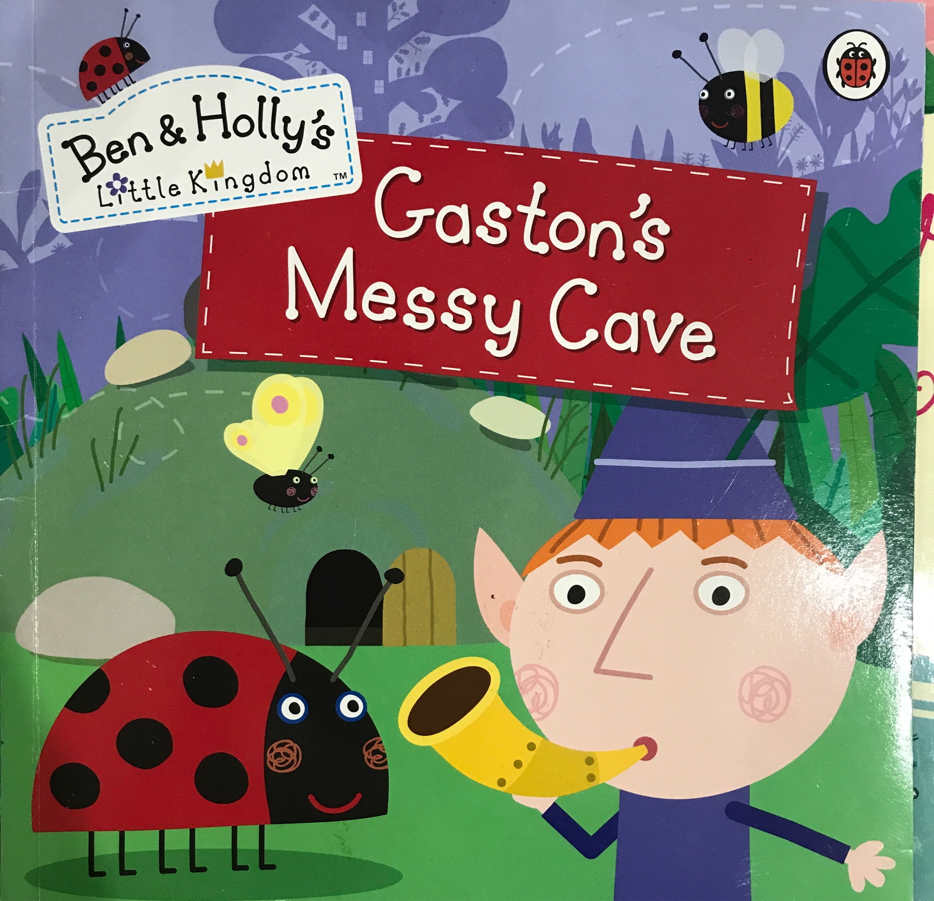 ben & holly's little kingdom gaston's messy cave