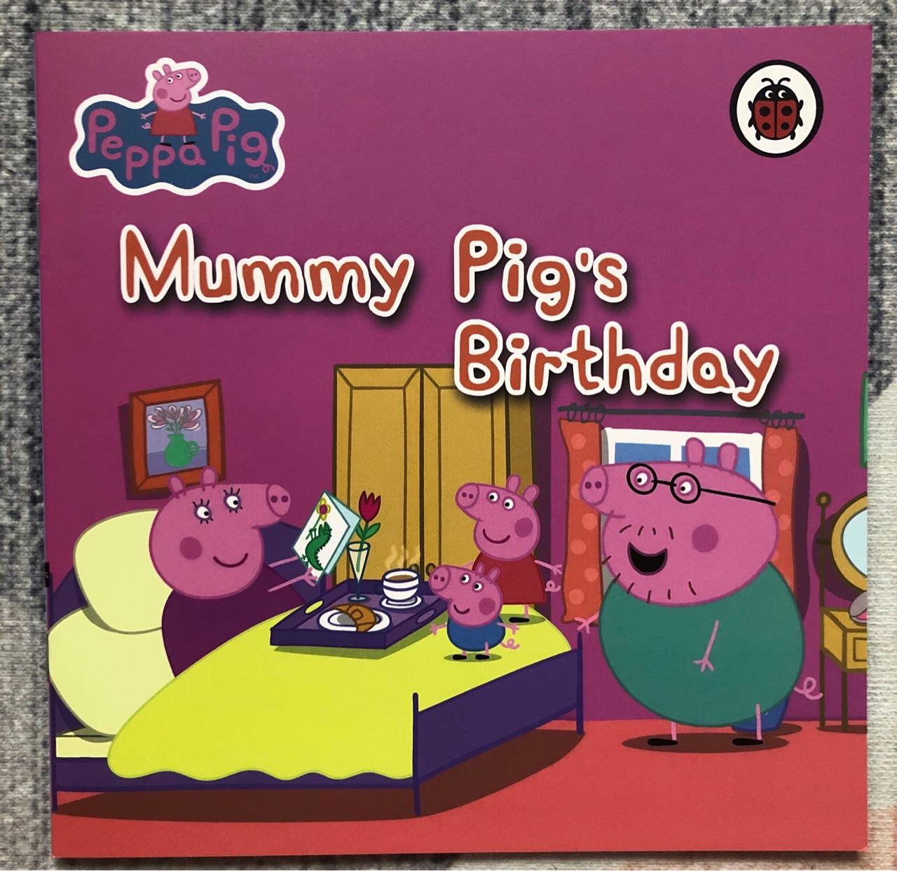 S1-21 Mummy Pig's Birthday