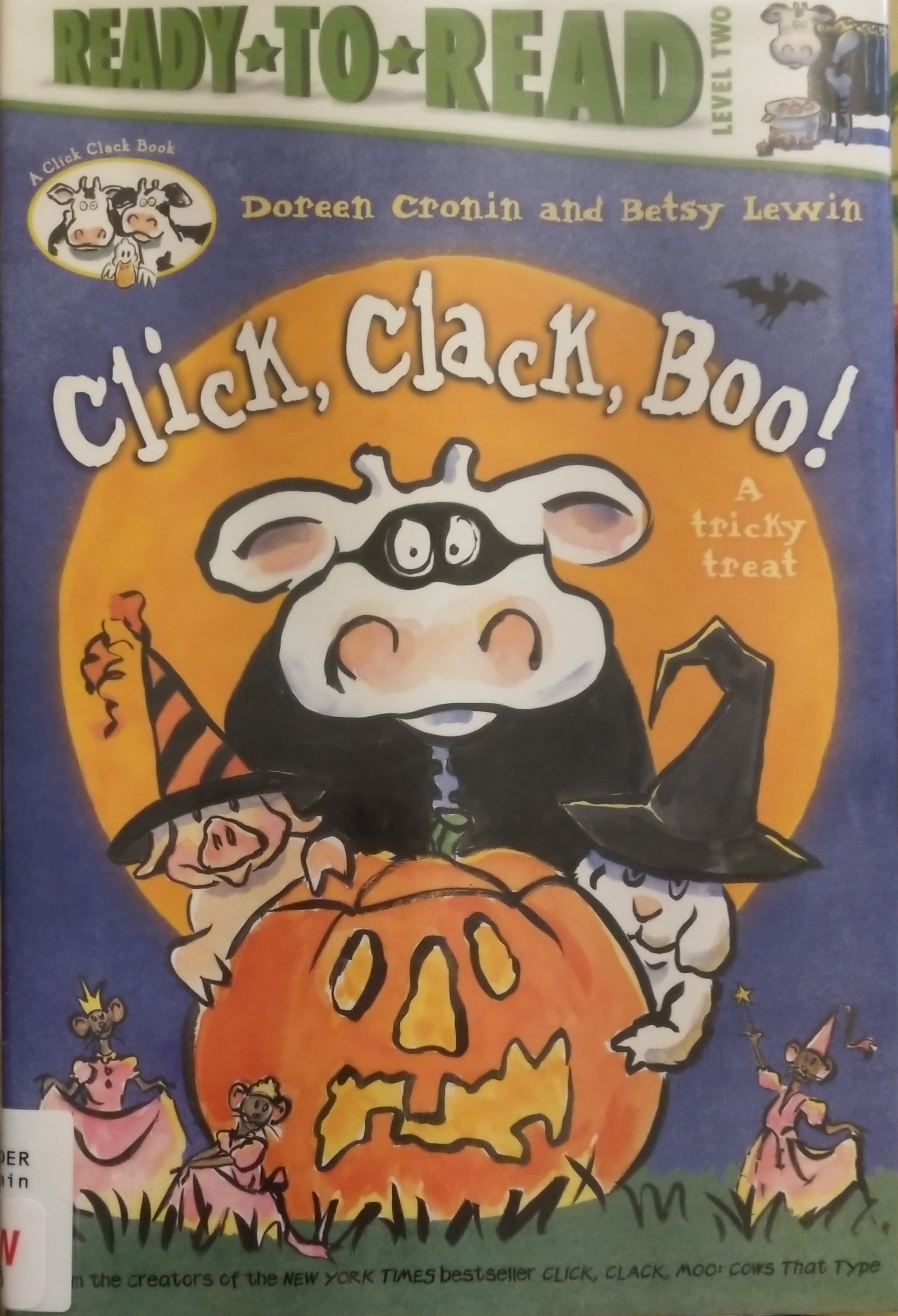 Click,Clack,Boo! A Tricky treat