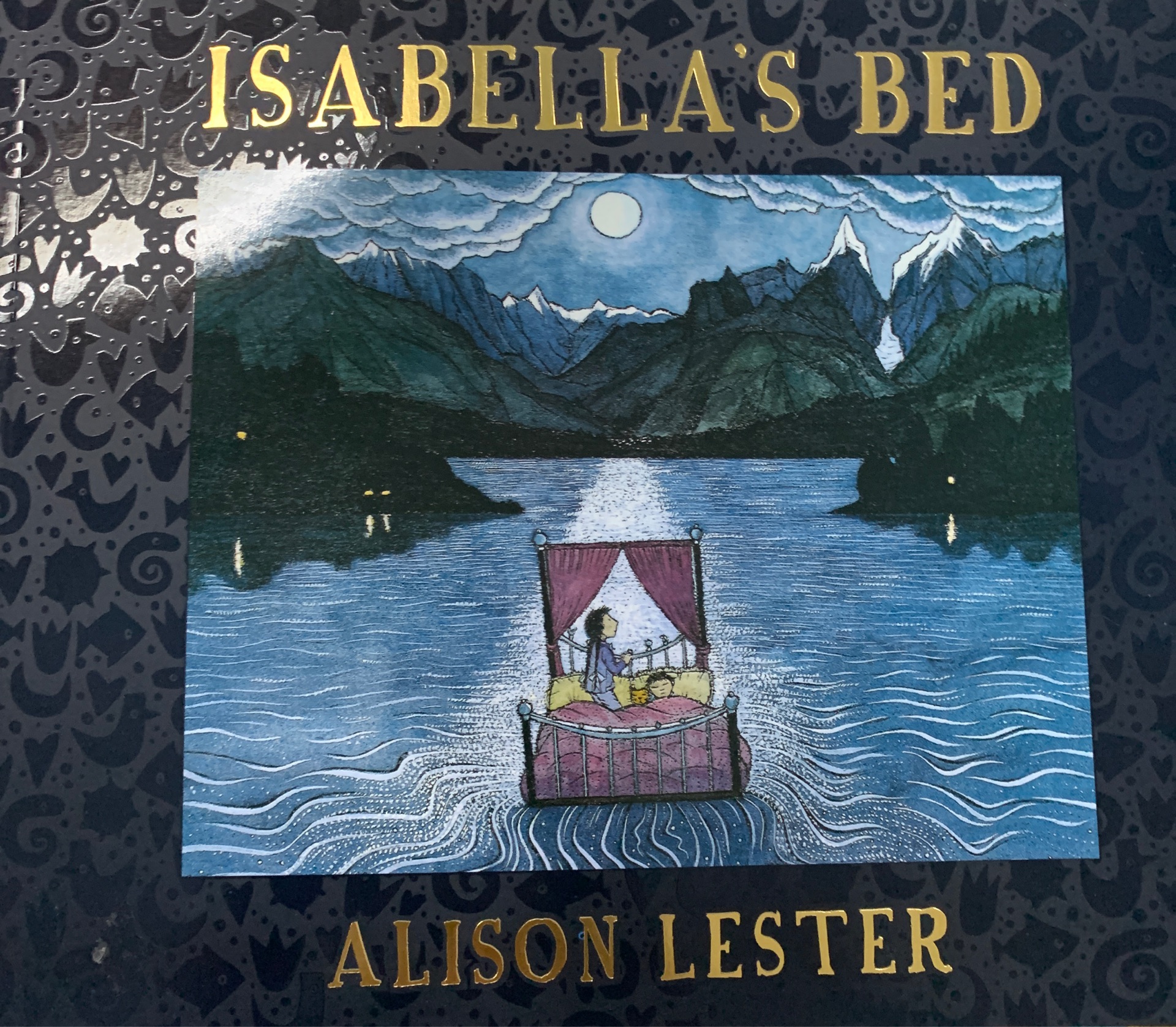 isabella's bed