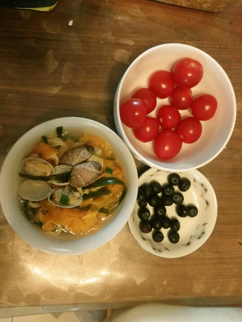 蛤蜊面條湯