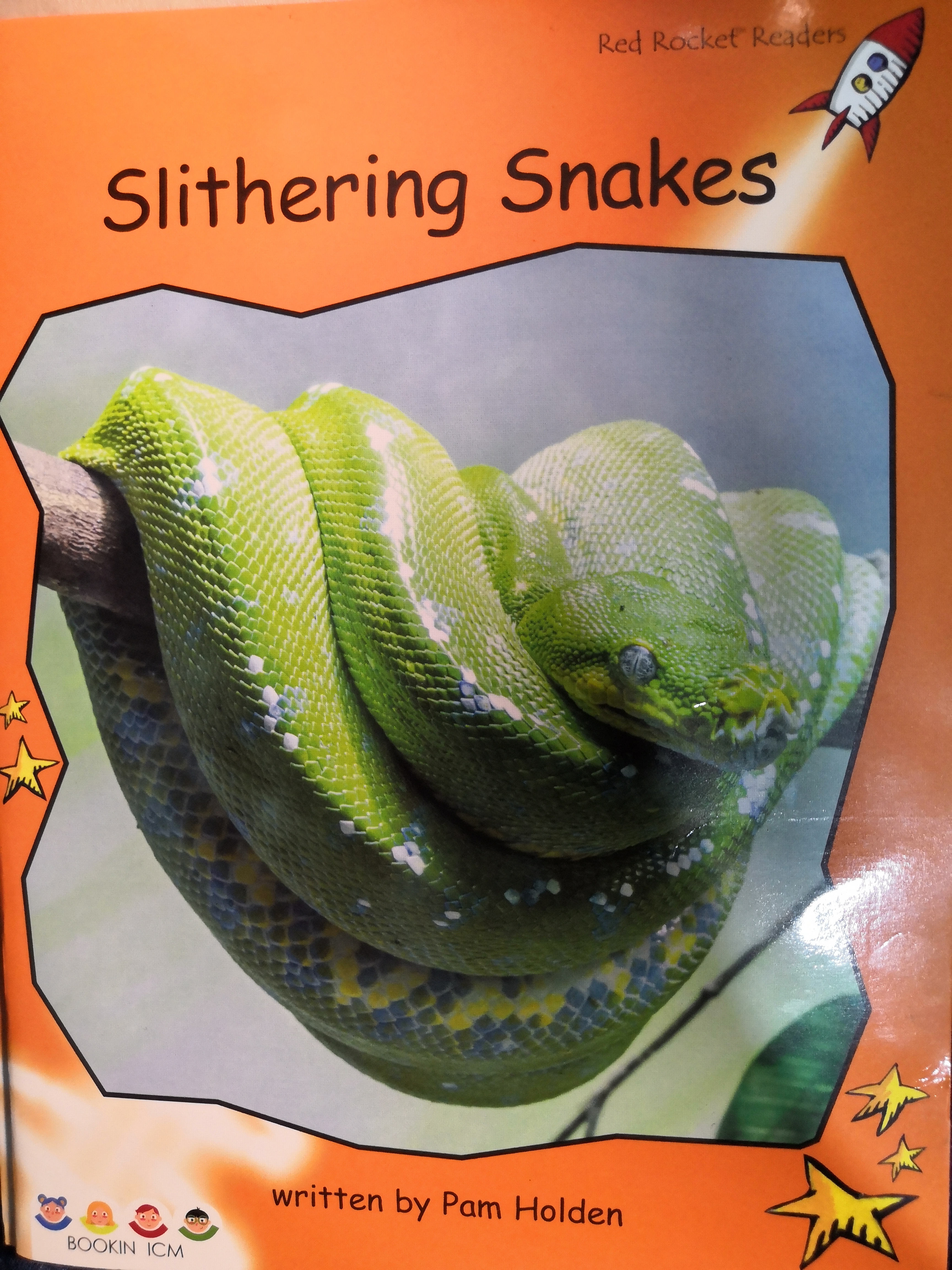 Slithering Snakes: Fluency (Red Rocket Readers, Fluency Level 1)