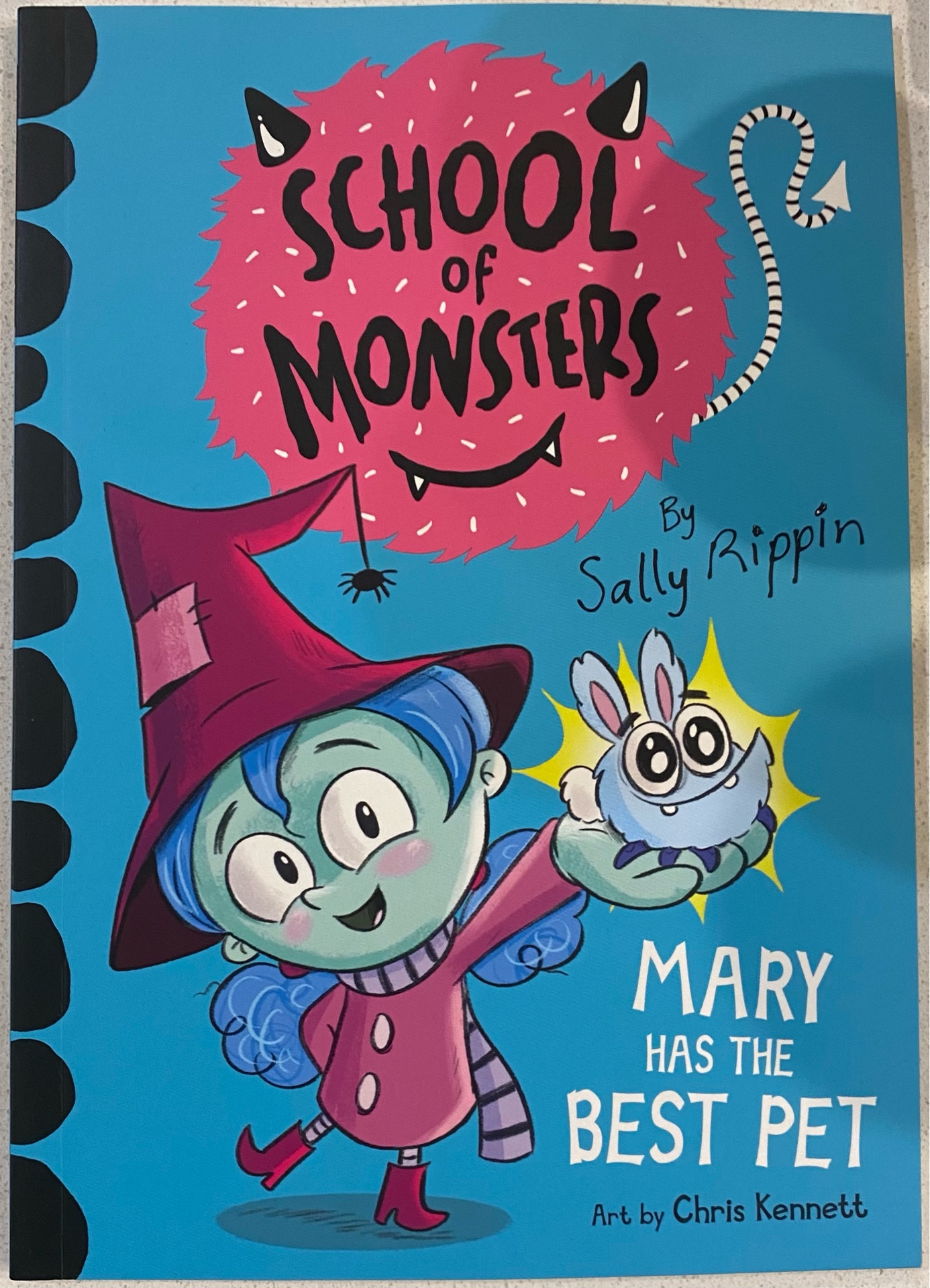 school of monsters-mary has the best pet