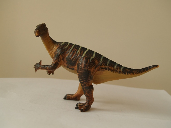 Iguanodon 禽龍 -