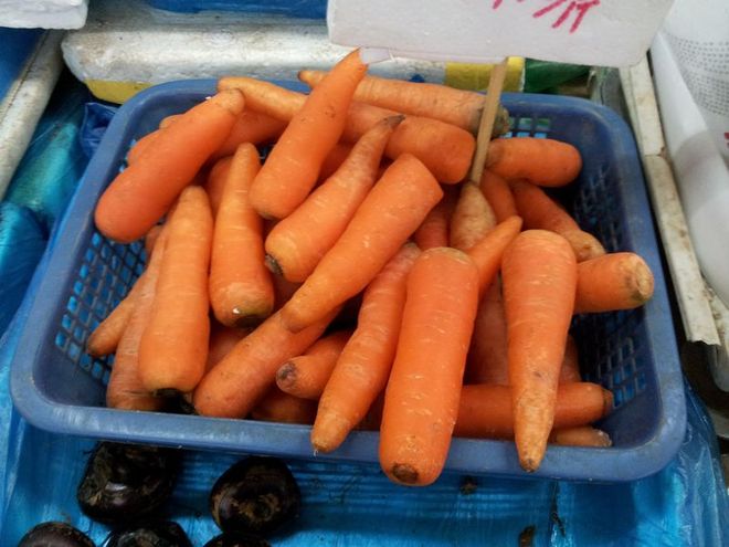 買了農(nóng)民自己種的