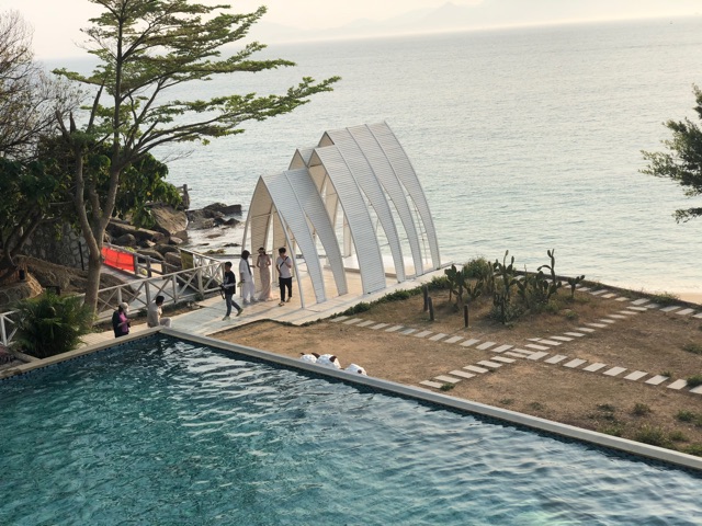 海灘入夏記