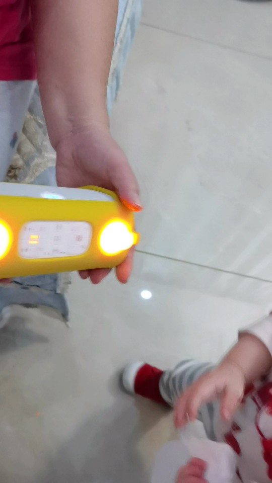 牛聽聽。孩子不能