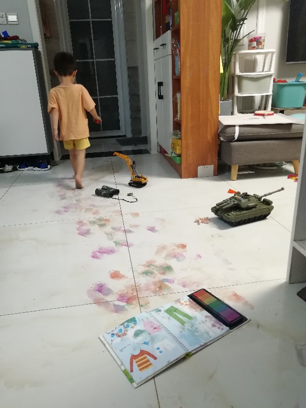 孩子靜悄悄必定在
