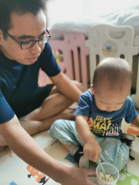 190806會(huì)拿勺子了
