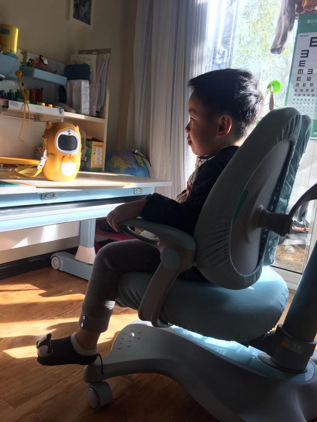牛聽聽，超級育兒