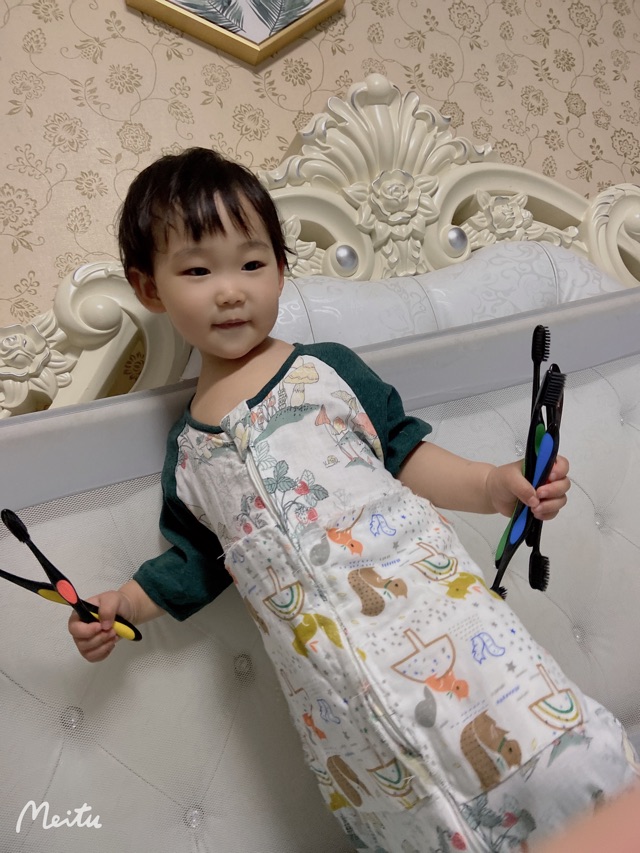 开始输出英文