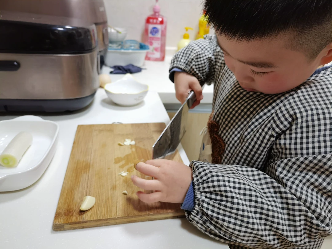 第一次幫媽媽做飯