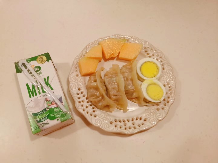 軒軒最近餐食